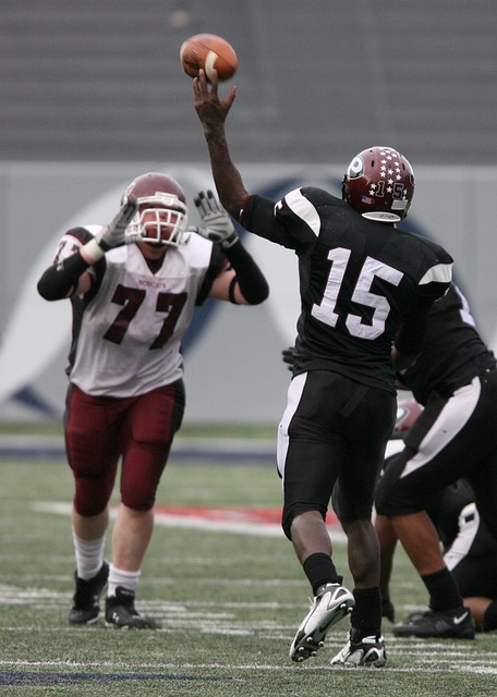 都充满了激 都充满了激